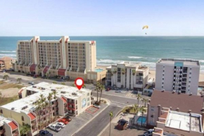 1st Floor 2 Bd 2 Ba Condo w Beach View& Pool